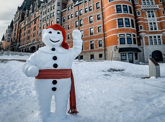 Le Bonhomme Carnaval : fierté québécoise ou roi du marketing ?