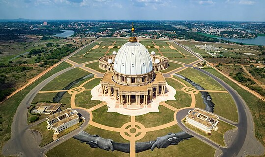 Découvrez les sept plus grandes églises du monde